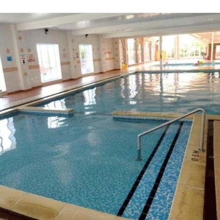 Holiday Home in Lyons Robin Hood Holiday Park Meliden Dış mekan fotoğraf