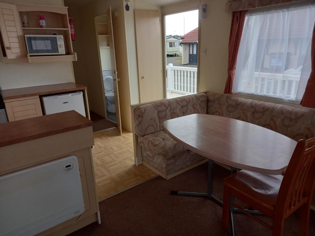 Holiday Home in Lyons Robin Hood Holiday Park Meliden Dış mekan fotoğraf